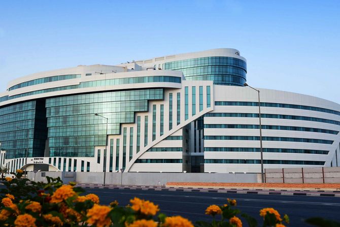 Holiday Villa Hotel & Residence