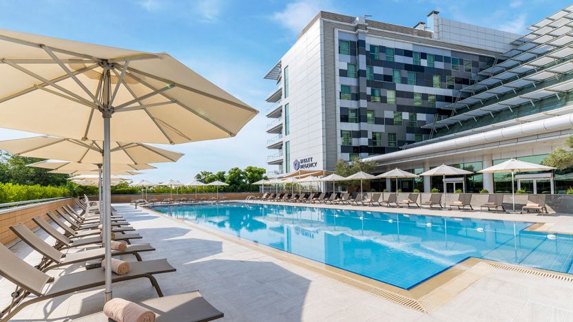 Holiday Villa Hotel & Residence