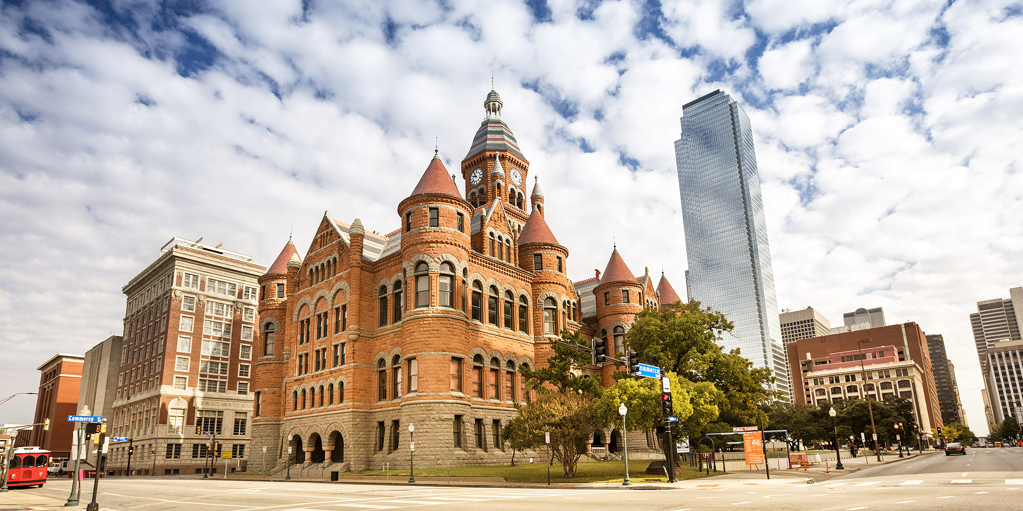 Holiday packages & Hotels in Dallas