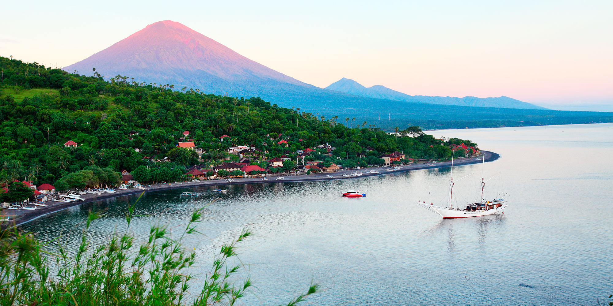 Holiday packages & Hotels in  Indonesia