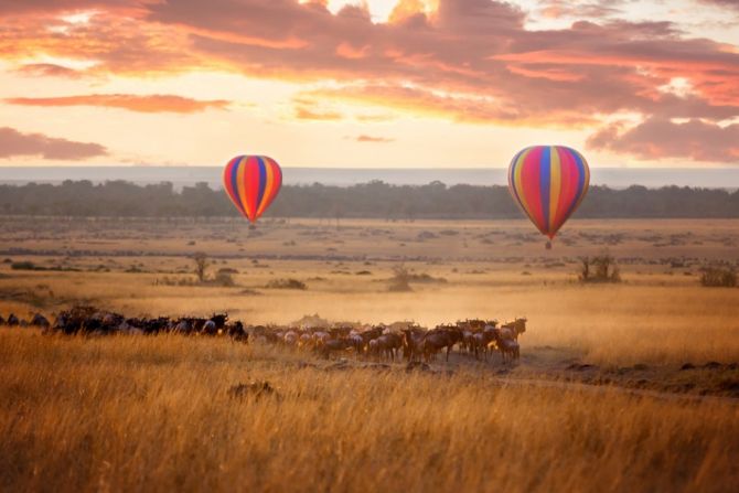 hot air balloon Karibu Kenya