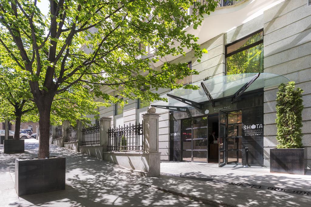 Shota @ Rustaveli Boutique Hotel Tiblis Georgia